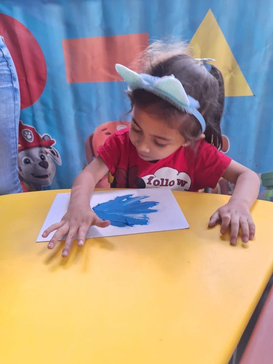 Experiencia Educativa en Arte y Creatividad en Kids Tree Jardín Campestre Montessori Bilingüe Cajicá